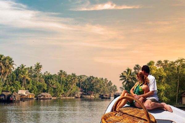 assets/images/web-images/packages/kerala8.jpg
