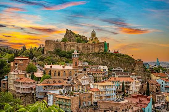 Discover Georgia – Tbilisi, Mtskheta & the Caucasus