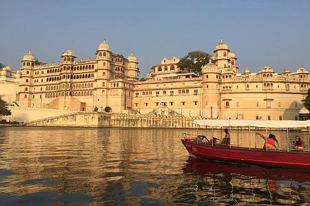 Udaipur Tourist Places | Packages, Itinerary & Sightseeing